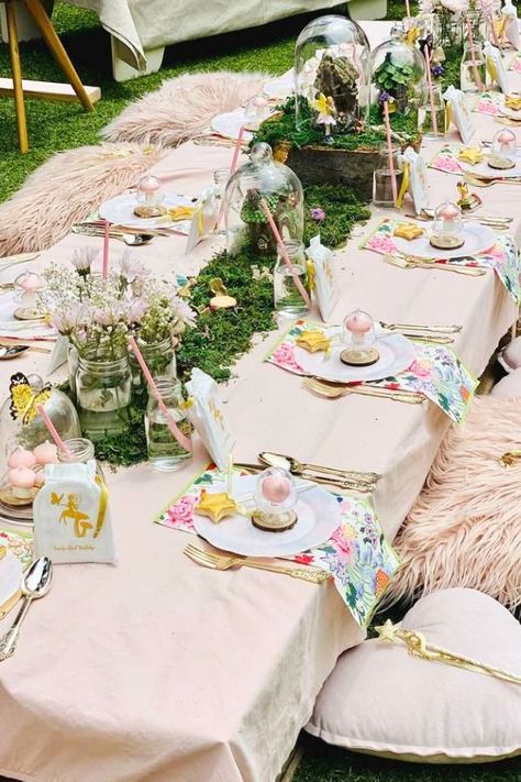 Don't miss this gorgeous fairy garden! The table settings are truly magical! See more party ideas and share yours at CatchMyParty.com #catchmyparty #partyideas #fairyparty #gardenparty #girlbirthdayparty #fairytablesettings Fairy Birthday Party Ideas, Fairy Garden Birthday, Garden Birthday Party, Fairy Theme Party, Backyard Birthday Parties, Fairy Garden Birthday Party, Picnic Birthday Party, Fairy Tea Parties, Tea Party Table