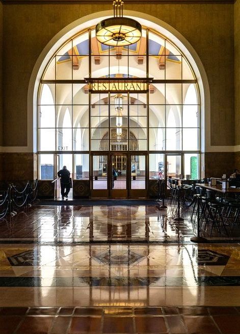 La Union Station, Los Angeles Union Station, Union Station Los Angeles, Downtown Los Angeles Photography, Dream Community, Train Station Architecture, Los Angeles Photography, Metro Rail, Iconic Images