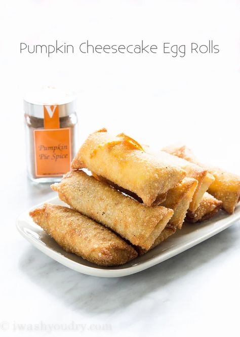 Pumpkin Cheesecake Egg Rolls Pumpkin Cheesecake Eggrolls, Cheesecake Egg Rolls, Cheesecake Pumpkin, No Egg Desserts, Egg Roll Recipes, Pumpkin Roll, Recipe Cake, Everything Pumpkin, Pumpkin Everything