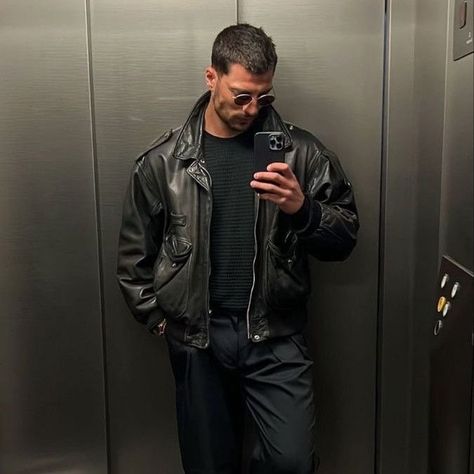 Remo Falcone, 90s Black Men Fashion, Starboy Style, Elevator Mirror, Bad Boy Outfits, Twisted Pride, Elevator Selfie, 90s Black Men, Men Selfie