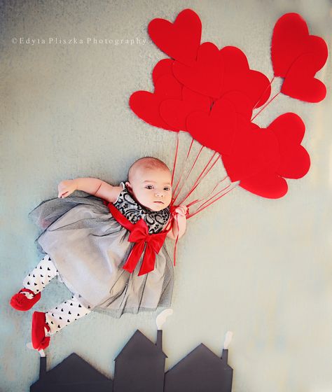 фотографии �спящего младенца в различных образах Newborn Valentines, Valentines Baby Photos, Photo Session Ideas, Baby Photo Ideas, Valentines Day Ideas, Valentine Photo Shoot, Monthly Baby Pictures, Valentine Picture, Monthly Baby Photos