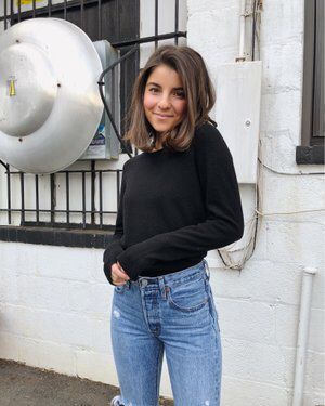 Sophisticated Updo, Viviane Audi, Neck Length Hair, Ideas De Outfits, Short Brown Hair, Winter Mode, Street Style Chic, How To Pose, Casual Fall Outfits