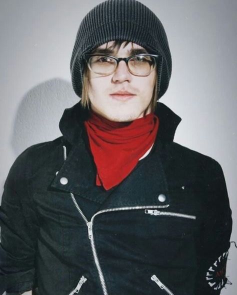 Mikey way revenge era Revenge Era, Bob Bryar, Ray Toro, Hockey Mask, I Love Mcr, Black Parade, Pete Wentz, Mikey Way, Frank Iero