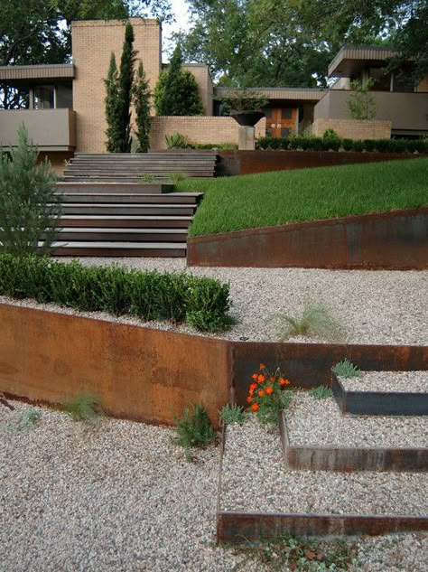 Garden Panels, Steel Retaining Wall, Retaining Wall Design, Modern Front Yard, Modern Landscape Design, Garden Steps, Have Inspiration, Garden Edging, Retaining Walls