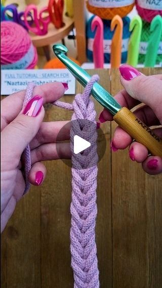 Naztazia on Instagram: "This crochet fishtail braid is easy to make with slip stitches. These flat cord braids can be used in jewelry as a bracelet, a keychain loop, belts, bag handles and more.

#crochet #knitter #arts #braids #yarn #makersmovement #tutorial #howto #embroidery #naztazia #reels" Crochet Cords, Bracelets Crochet, Crochet I Cord, Braids Jewelry, Tutorial Embroidery, Slip Stitches, Crochet Handles, Crochet Belt, Braid Jewelry