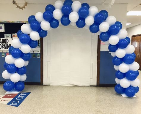 Graduation Balloon Arch Blue And White, Ballon Arch Blue, Blue White Balloon Decorations, Royal Blue And White Balloon Arch, Balloon Arch Blue, White And Blue Balloon Arch, Blue And White Balloon Decorations, Blue And White Balloon Arch, Blue Balloon Arch