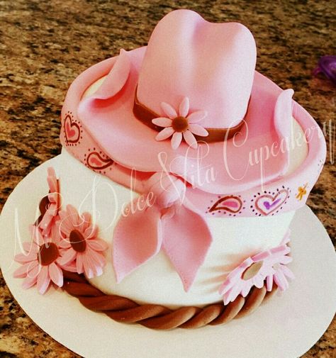 Western Birthday Cakes Women, Cowgirl Cake Ideas, Cowgirl Hat Cake, Cowgirl Cakes Birthday, Cowgirl Boot Cake, Pink Cowgirl Cake, Western Theme Cakes, Cowgirl Birthday Cakes, Western Birthday Cakes