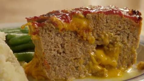 Incredibly Cheesy Turkey Meatloaf Video Meatloaf Allrecipes, Turkey Quinoa Meatloaf, Cheesy Turkey Meatloaf, Quinoa Meatloaf, Meatloaf Videos, Cheesy Turkey, Slow Cooker Apple Crisp, Cheesy Meatloaf, Turkey Quinoa