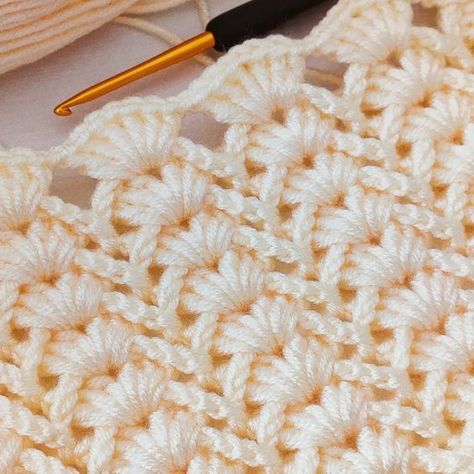 Crochet Baby Blanket For Beginners, Crochet Blanket Stitch Pattern, Baby Afghan Crochet Patterns, Crochet Throw Pattern, Easy Crochet Baby Blanket, Crochet Stitches For Blankets, Crochet Stitches Free, Easy Crochet Blanket, Easy Crochet Baby