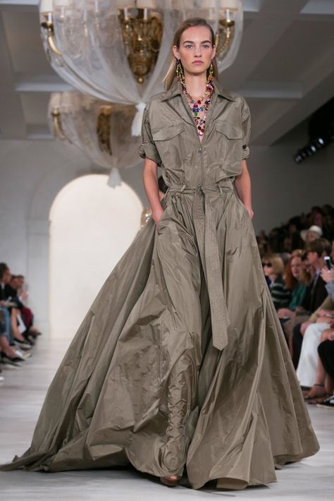 Ralph Lauren Spring 2015, Ralph Lauren Safari, Dreaming Art, Fashion Week 2015, Woman Suit Fashion, Art Interior, Amazing Ideas, Fashion Attire, 2015 Fashion