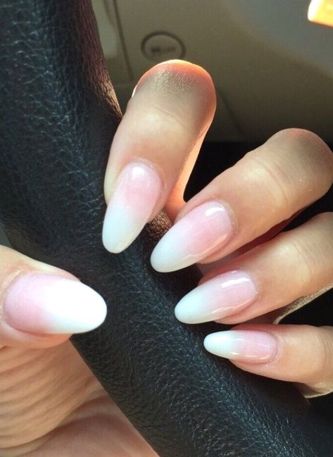 White Oval Nails, Ambre Nails, Oval Nail Art, Oval Acrylic Nails, Short Oval Nails, Ombre Gel Nails, Nails Oval, Opal Nails, Pink Gel Nails