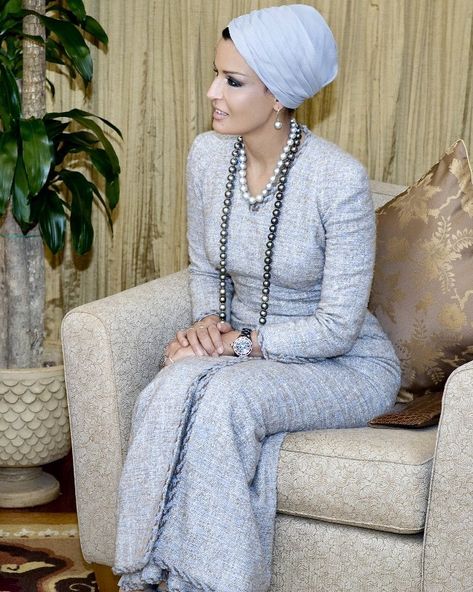 Chanel Haute Couture Dress, Middle East Fashion, Turban Fashion, Haute Couture Dress, Haute Couture Dresses, Chanel Haute Couture, Turban Style, Couture Dress, Create Outfits