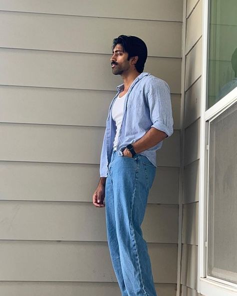 Akash Raola on Instagram: "Finding the sweet spot in the new apartment . . . . #mensfashion #fashion #fashionmen #menstyle #styleinspo #styleinspiration #fashioninspo #outfits #outfitinspiration #outfitinspo #indian #brown #brownboy #brownboyfashion #desi #indianman #indianmensfashion" Brown Skin Men Outfit, Brown Skin Outfit Men, Outfit For Brown Skin Men, Outfits For Brown Skin, Brown Skin Men, Boy Styles, Fashion Outfits Men, Indian Man, New Apartment