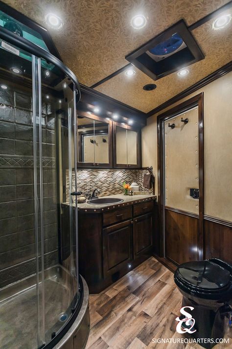 Tour Bus Bathroom, Luxury Rv Living, Rv Bathroom, Luxury Motorhomes, Camper Trailer Remodel, Luxury Rv, Trailer Living, Glass Tile Backsplash, Luxury Shower