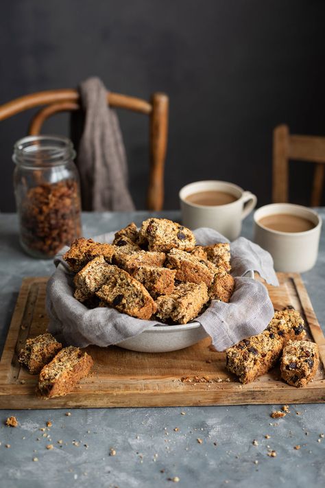 Buttermilk bran rusks with raisins and seeds recipe South African Rusks, Recipe With Dates, Crunchie Recipes, Buttermilk Rusks, South African Food, Baked Biscuits, Rusk Recipe, Donna Hay Recipes, Raisin Recipes