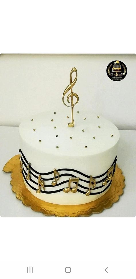 Trumpet Birthday Cakes, Choir Cake Ideas, Marching Band Cake, Trumpet Cake, Music Cake Ideas, Bolo Musical, 26 Birthday Cake, Cake Design For Men, 90th Birthday Cakes