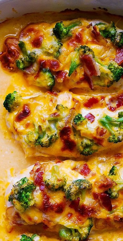 Broccoli Bacon Ranch Chicken Bake #chickenbake #bakedchicken #bacon #ranchchicken #chickenbreasts Easy Baked Ranch Chicken, Ranch Chicken Bake, Ranch Chicken Recipe, High Protein Recipe, Chicken With Broccoli, Bacon Broccoli, Baked Ranch Chicken, Protein Recipe, Ranch Chicken