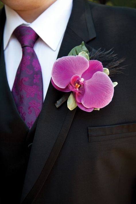 Orchid Corsage, Groom Room, Orchid Boutonniere, Orchid Corsages, Wedding Business Ideas, Feather Boutonniere, Prom Corsage And Boutonniere, Boutonniere Pins, Floral Hair Pieces