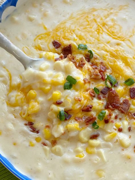 Potato Corn Chowder made in the Instant Pot! Frozen corn, chopped potatoes, and cheese in a creamy chicken broth base. Serve with shredded cheese, bacon, and green onions. Instant Pot Dump, Potato Corn Chowder, Chicken Corn Chowder, Corn Chowder Recipe, Instant Pot Soup Recipes, Crockpot Soup Recipes, Instant Pot Soup, Creamy Potato, Corn Chowder