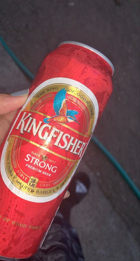 Kingfisher Beer Snapchat Story, Beer Snaps Snapchat, Fake Beer Snaps, Kingfisher Beer Snap, Beer Pics Snapchat, Bike Lovers Couple Photography, Wine Snap, Beer Pic, Beer Snap