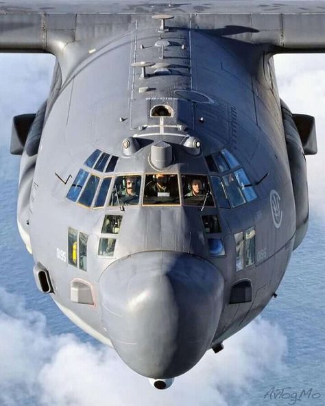 MC-130 C130 Hercules, Photo Avion, Ac 130, Military Hardware, C 130, Military Airplane, Military Jets, Kendo, Fighter Planes