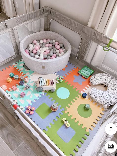 Play Pin Ideas, Living Room Playpen, Living Room With Baby Stuff, Infant Playroom Ideas, Baby Play Area In Living Room, Infant Play Area, Baby Play Area, Kids Playpen, Toddler Play Area