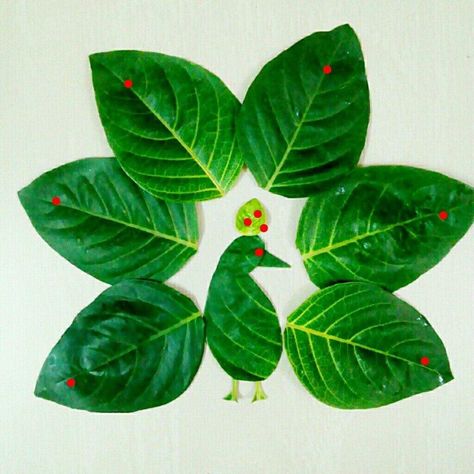 Leaf Crafts Kids, Ideas For Painting Walls, Pookalam Design, Flowers Rangoli, Rangoli Designs Simple Diwali, Housewarming Decorations, Simple Rangoli Border Designs, Diy Diwali Decorations, Flower Decorations Diy