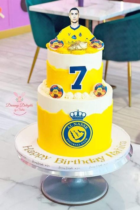 Football Cake Ronaldo, Ronaldo Cake, Ronaldo Birthday, Football Birthday Cake, 7th Birthday Cakes, Soccer Cake, Soccer Birthday Parties, 2 Tier Cake, Football Cake