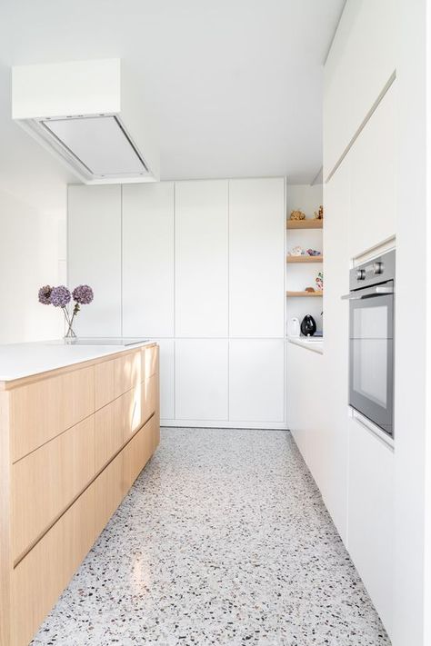 Terrazo Flooring Kitchen, Terrazo Floor Kitchen, Terrazo Kitchen Floor, Terrazzo Floor Kitchen, Terrazzo Flooring Living Room, Terrazzo Flooring Kitchen, Terrazzo Kitchen Floor, Terrazo Flooring, Terrazzo Kitchen