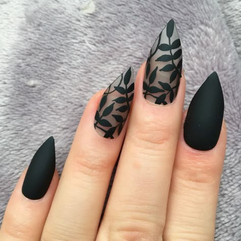 Coffin Shape Witchy Nails, Nails For Bodouir, Unique Black Nails Acrylic, Plant Nail Designs Acrylic, Dark Coffin Acrylic Nails, Gothic Nail Designs Ideas, Plant Acrylic Nails, Plant Nails Acrylic, Goth Nail Art Designs