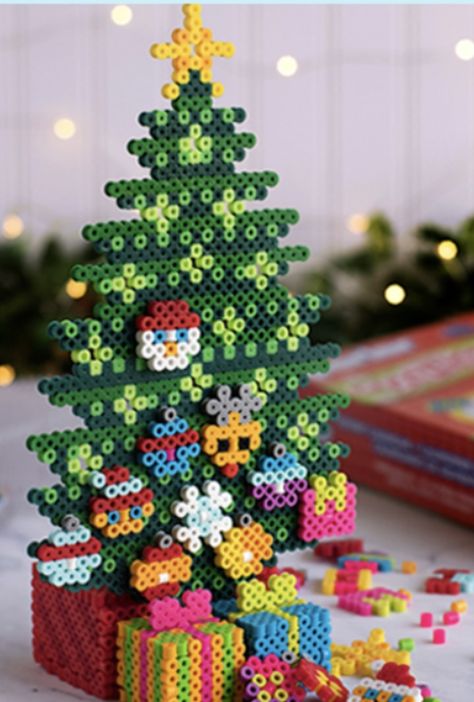 Christmas Perler Beads, Easy Perler Bead Patterns, Easy Perler Beads Ideas, 3d Perler Bead, Hama Beads Design, Perler Bead Templates, Perler Crafts, Diy Perler Bead Crafts, Easter Decorations Dollar Store