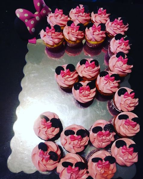 Pink Number Three Minnie Mouse Cupcakes Minnie Mouse Number 3 Cake, Minnie Mouse Cupcakes 3rd Birthday, Number Three Cupcake Cake, Minnie Mouse Cupcake Ideas, Number 3 Cupcake Cake, Minnie Mouse Cupcake Cake, Minnie Cupcakes, Minnie Mouse Birthday Theme, Number Birthday Cakes