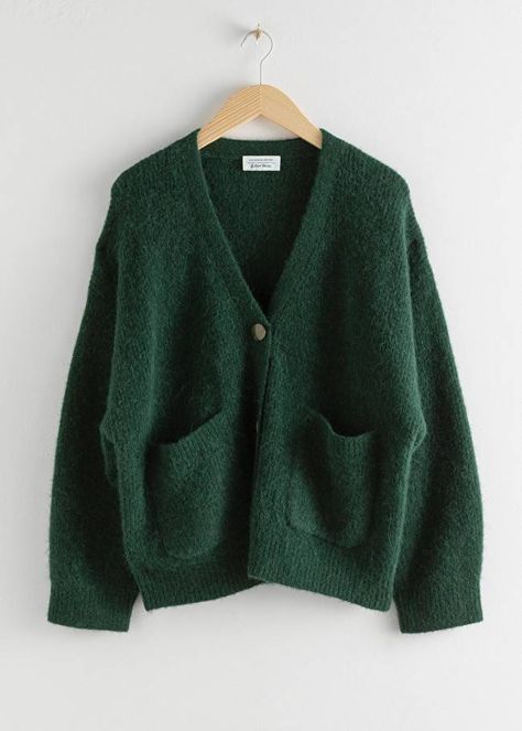 Dark Green Cardigan, Mode Boho, Green Cardigan, Mode Inspo, 가을 패션, Fashion Story, Mode Inspiration, Looks Vintage, Cut Jeans