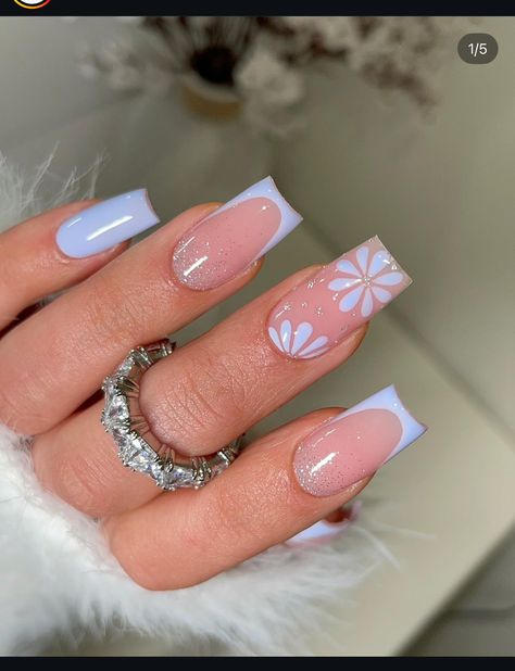 Acrylic Nails Back To School, Nails Acrylic Short Halloween, Leo Birthday Nails, August Nail Colors, Acrylic Nail Ideas, Nail Academy, August Nails, Simple Fall Nails, Acrylic Nail Set