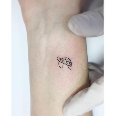 Tortoise Tattoo, Turtle Tattoos, Desert Tortoise, Florida Woman, Tiny Tattoo, Turtle Tattoo, Toenail Polish, Aesthetic Tattoo, Tattoos Gallery