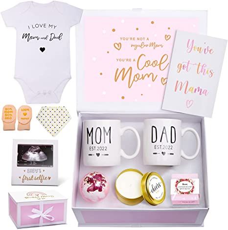 Gifts For First Time Moms, Baby Shower Party Gifts, First Time Dad Gifts, New Mom Gifts, Mom Gifts Box, Push Gifts, Baby Picture Frames, Gifts For New Mothers, Mom Gift Basket