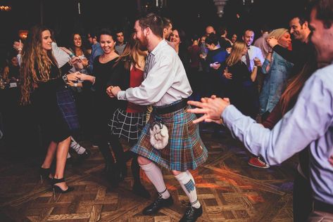 Scotland Party, Ceilidh Dance, Scottish Country Dancing, Dancing Poses, Kilt Outfits, Barn Dance, Scottish Gaelic, Scottish Culture, Country Dance