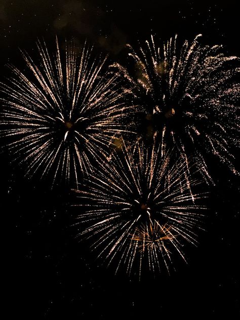 Firework Aesthetic, Ysl Aesthetic, Fireworks Aesthetic, 1920s Aesthetic, Fireworks Background, Sparks Fly, Salt Air, Bonfire Night, Color Codes