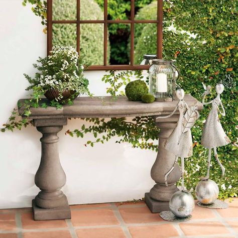 Diy Outdoor Garden, Outdoor Console Table, Mediterranean Home Decor, Garden Mirrors, Dekor Diy, Tuscan Decorating, Modern Console Tables, Casa Exterior, Mediterranean Home