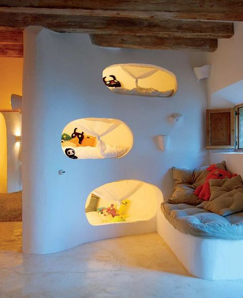 Caved Bunk Beds...these are the BEST Bunk Bed Ideas! Bed Humor, Modern Bunk Beds, Cool Bunk Beds, Cave House, Cob House, Kids Bunk Beds, Earthship, Design Del Prodotto, Cool Beds