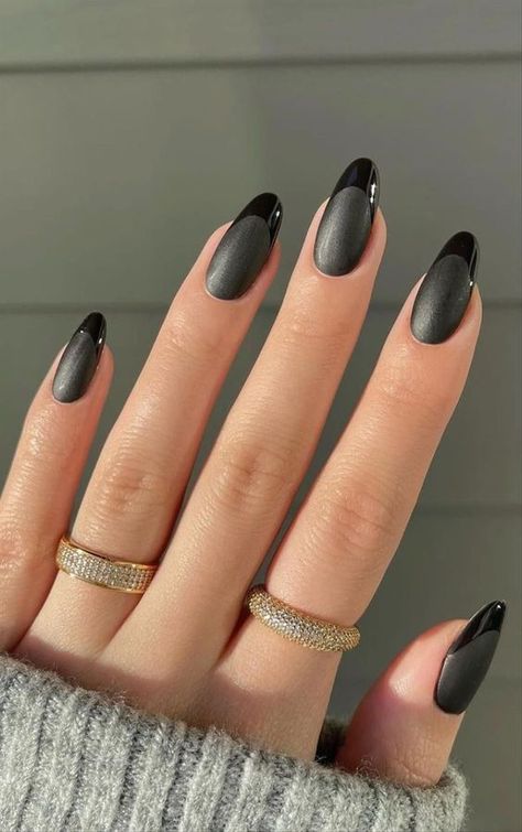 French Oval Nails: 15 Fall Ideas Fall Nail Colors 2023 Almond Shape, Almond Nails Designs Matte, Aesthetic Nail Designs, Summer Stiletto Nails, Cute Almond Nails, French Almond, Oval Nails Designs, Black Almond Nails, Oval Shaped Nails