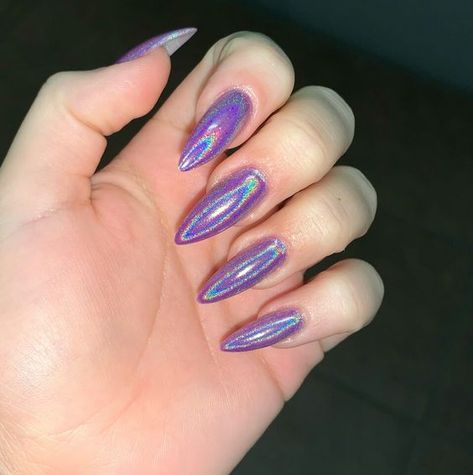 Holographic Nails Purple, Chrome Nails Dark, Red And Purple Nails, Disco Nails Designs, Glitter Nails Red, Purple Nails Glitter, Nails Dark Purple, Purple Chrome Nails, Disco Nails