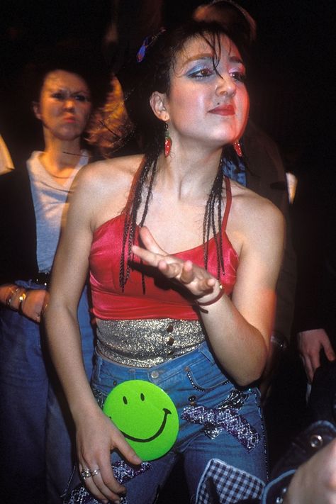 I’ve never noticed this before, but she’s actually really beautiful. Rave Culture Fashion, 90s Rave Aesthetic, 90s Rave Fashion, Berlin Rave Fashion, Berlin Rave, Acid House Rave, Berlin Nightlife, Rave Aesthetic, 90s Rave