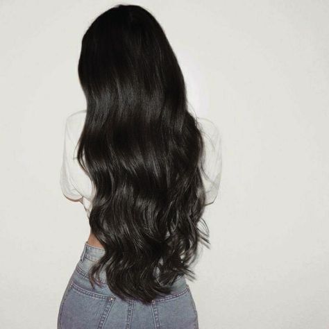 Healthy Black Hair, Hair Motivation, Black Wavy Hair, Black Hair Aesthetic, Long Shiny Hair, Long Healthy Hair, Long Dark Hair, Long Black Hair, Long Wavy Hair