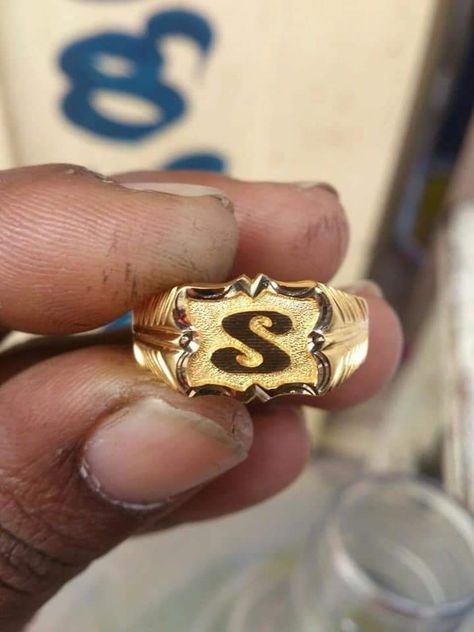 S Letter Ring Design For Men, S Letter Gold Rings For Men, Name Rings Gold For Men, Letter Rings Gold For Men, Gents Gold Ring, Ns Logo, Gents Rings, Mens Bracelet Gold Jewelry, Ladies Gold Rings