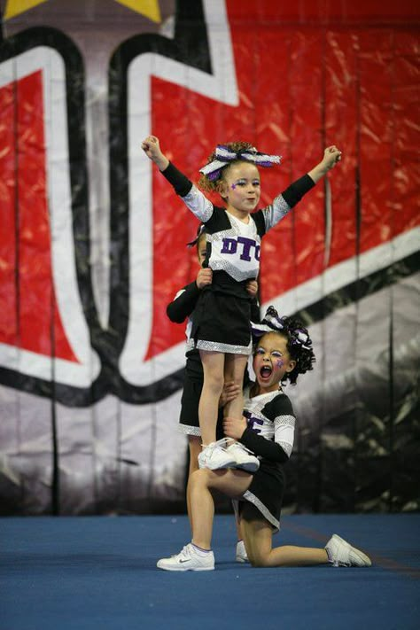 Progression Stunting Tiny Mite Tiny Novice Cheer, Mini Level 1 Cheer Stunts, Tiny Cheer Stunts, Youth Cheer Stunts, Cheer Stunts For Little Kids, Easy Cheer Stunts, Peewee Cheer, Cheer Pyramids, Kids Cheerleading