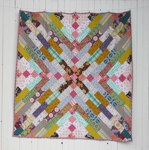 Diabolical Jane Quilt Quilted Projects, Block Layout, String Quilt, Quilting Board, String Quilts, Jelly Rolls, Jellyroll Quilts, Quilt Projects, Strip Quilts