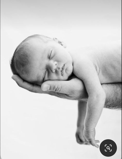 Diy Newborn Photography, Baby Boy Newborn Pictures, Baby Boy Newborn Photography, Foto Newborn, Baby Fotografie, Newborn Photography Boy, Newborn Family Photography, Baby Pictures Newborn, Newborn Family Photos