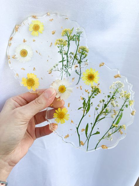 Handmade Resin Coasters made with real pressed flowers ✨ Wallpaper Flowers, Android Wallpaper Flowers, Resin Coasters, Pastel Aesthetic, Real Flowers, Pressed Flowers, Android Wallpaper, Coasters, Pastel