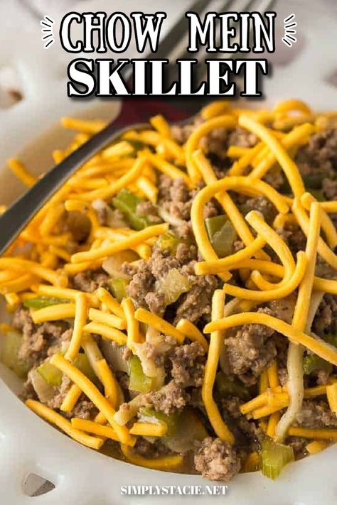 A white plate with chow mein skillet. Hamburger Chow Mein Recipe, Chow Mein Hotdish Recipe, Chow Mein Hotdish, Beef And Peppers, Hotdish Recipes, Hamburger Casseroles Recipes, Rice Noodles Stir Fry, Asian Dish, Chow Mein Recipe